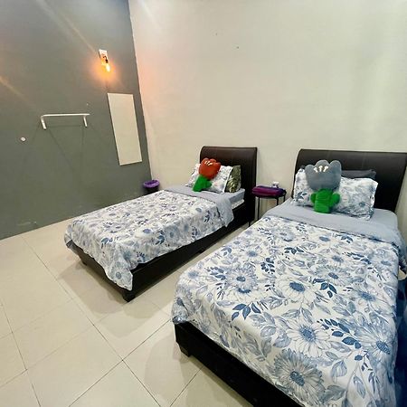 Comfort 36 Entire House At Alma בוקיט מרטג'אם מראה חיצוני תמונה